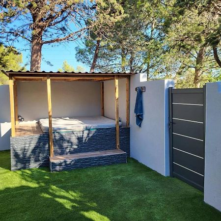נרבון Appartement Jacuzzi מראה חיצוני תמונה