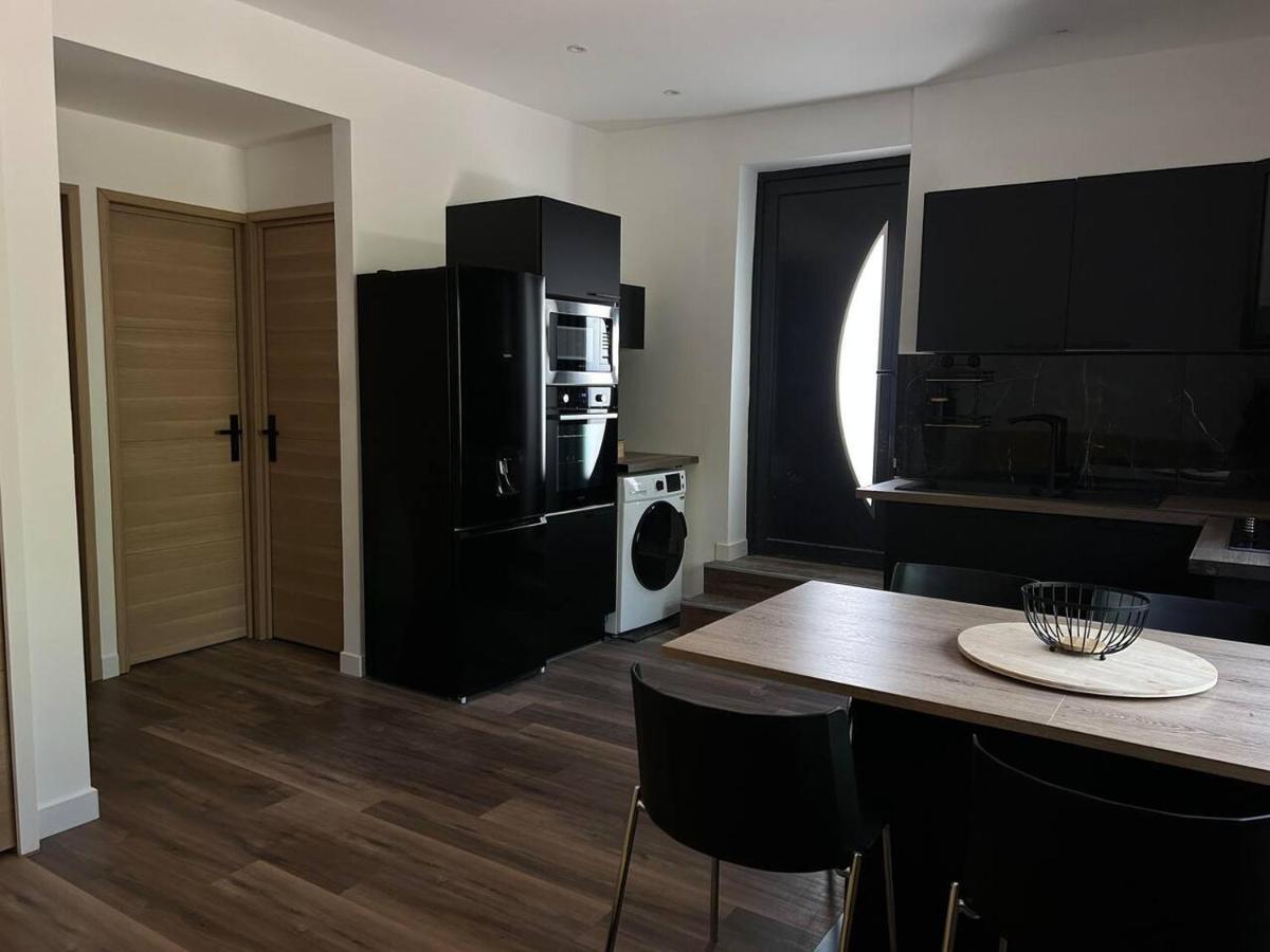 נרבון Appartement Jacuzzi מראה חיצוני תמונה